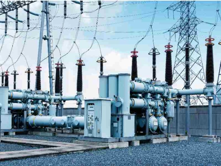 Licence cancellation: FG gives Discos December 7 deadline