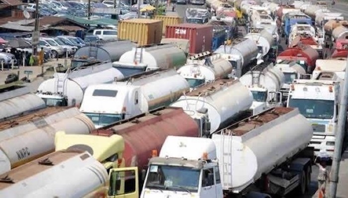 Marketers warn of supply disruption as Dangote Refinery moves to bypass distribution channels