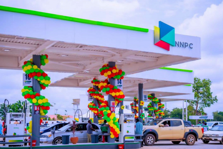 NNPC Retail unveils Abuja’s first Smart Self-Service Station with EV charging, solar power